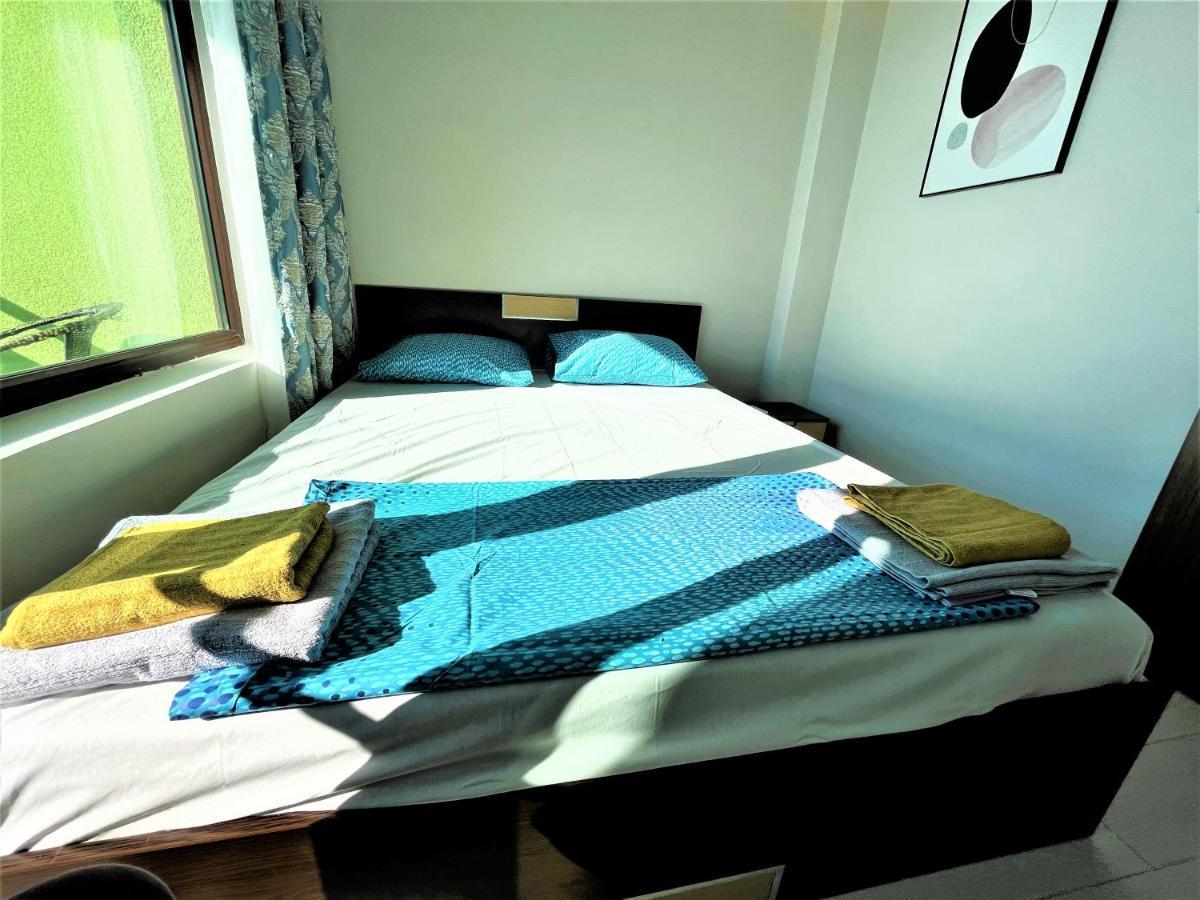 Botabara 312 Self Catering Beach Apartment Pomorie Exterior photo