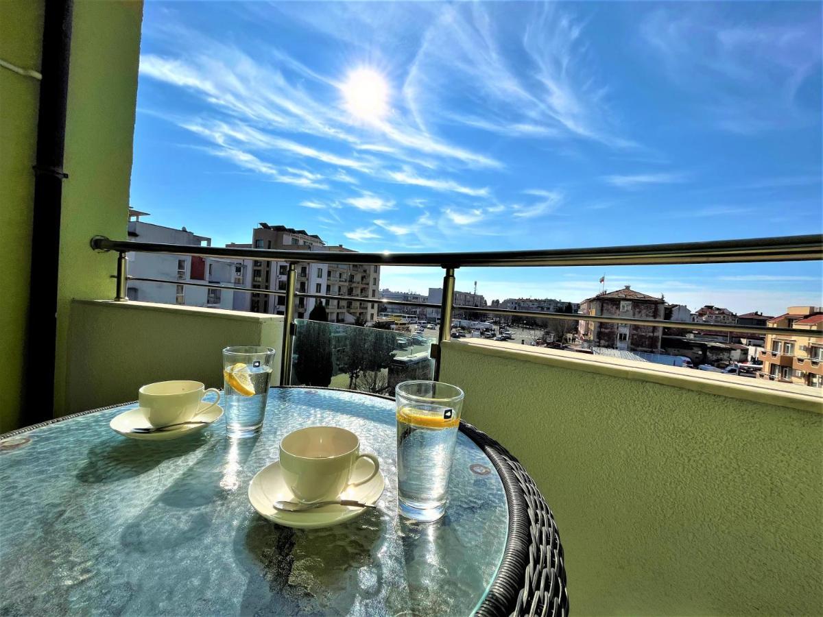 Botabara 312 Self Catering Beach Apartment Pomorie Exterior photo
