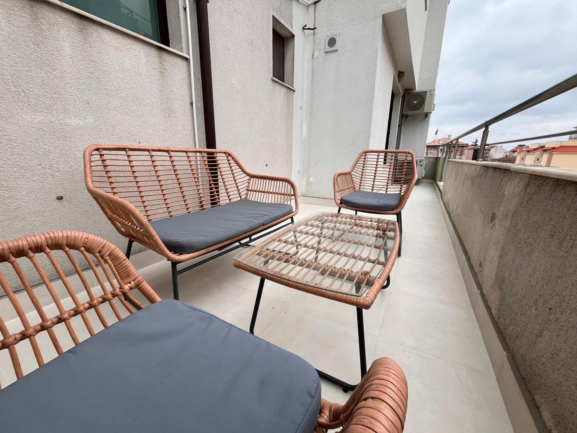 Botabara 312 Self Catering Beach Apartment Pomorie Exterior photo